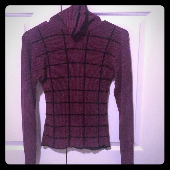 Top - Picture 1 of 1